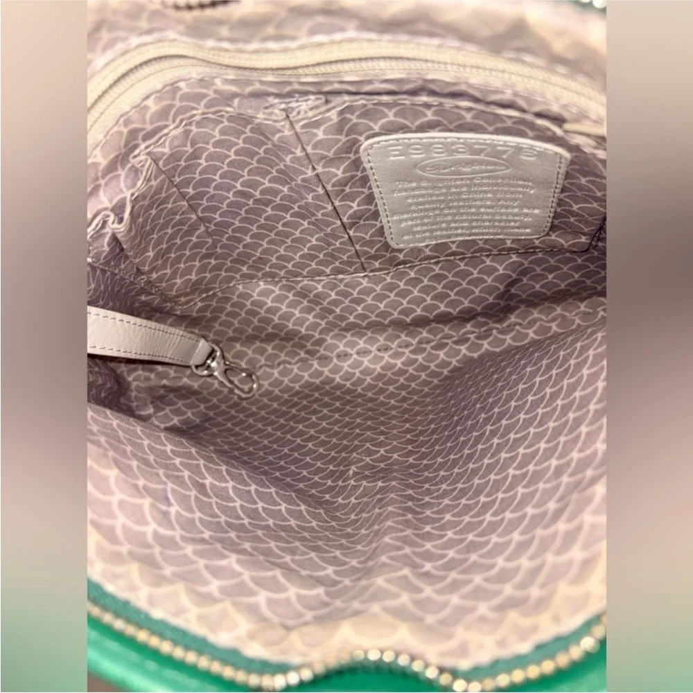 💚 Brighton Emerald Green Leather Crossbody - Picture 15 of 16